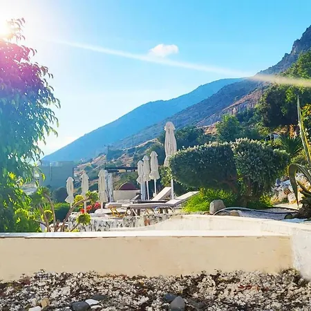 Entire Private Sea Full View With Balcony, Shared Pool And Air Conditionin (adults Only) Apartment *